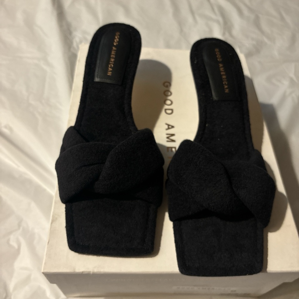 Black good American heels
